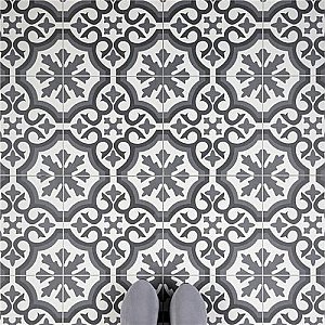 Berkeley Essence Grey 17-3/4" x 17-3/4" Ceramic Tile - Per Case of 6 - 13.32 Square Feet