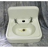 Antique Wall Hung Cast Iron Sink With High Backsplash