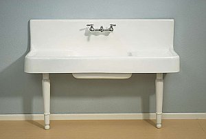 Traditional Farmhouse 5' Porcelain Kitchen Sink with Drainboard and Backsplash with Porcelain Legs