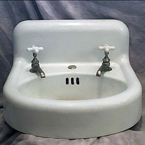 Vintage Cast Iron Wall Hung Sink