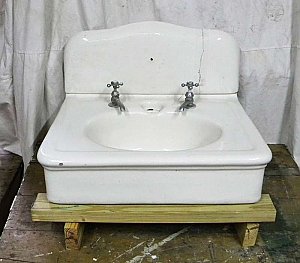 Antique Trenton Earthenware Wall-Hung Sink