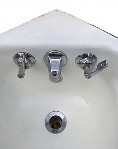 Antique Kohler Wall Mount Corner Sink - Cast Iron - Circa 1955