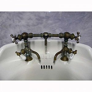 Antique Round American Standard Vitreous China Pedestal Sink