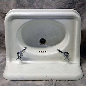 Antique Cast Iron Wall Hung Sink