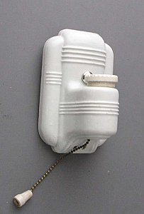 Deco Porcelain Sconce - Single