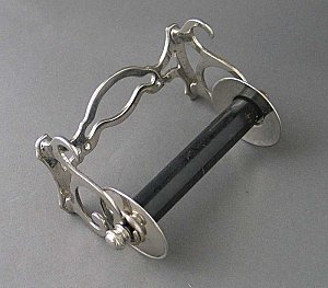 Art Brass Co. Antique Toilet Paper Holder